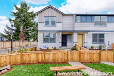 Main picture of 10620 NE 120th Pl