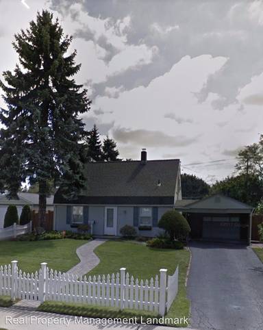 Main picture of 42 Corncrib Ln