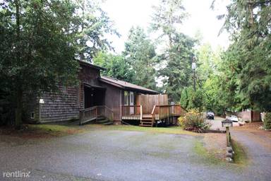 Main picture of 9115 236th St SW