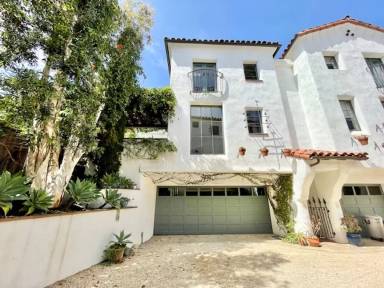 Main picture of 1021 Laguna St