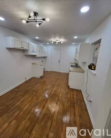 Main picture of 2701 Howard Dr