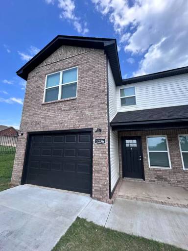 Main picture of 1228-1232 Maple Ridge Dr Duplex
