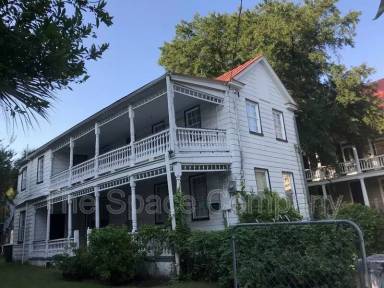 Main picture of 46 Vanderhorst St