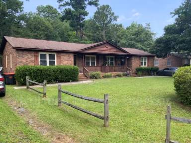 Main picture of 118 Horn Rd