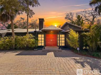 Main picture of 4431 Ocean Blvd