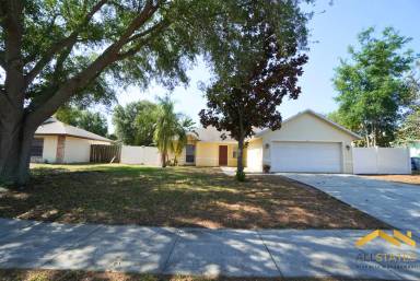 Main picture of 105 Meadow Glen Ct