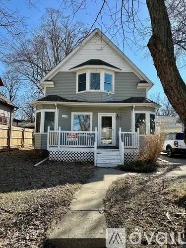Main picture of 1114 Lane Blvd