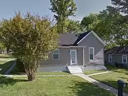 Main picture of 107 Guild St