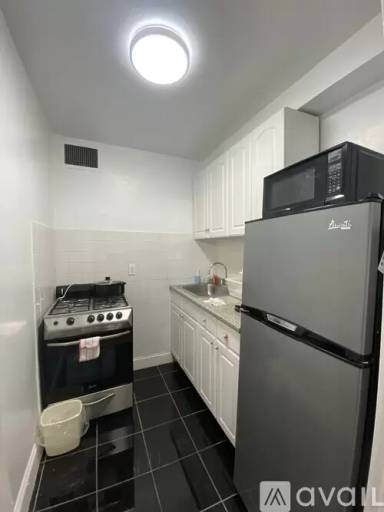 Main picture of 321 E 48th Street Apartments