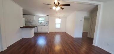 Main picture of 310 McDougald Dr