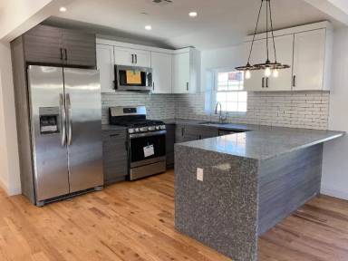 Main picture of 11542 175th St