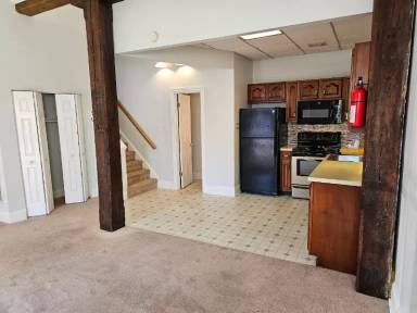 Main picture of 107 Walnut St