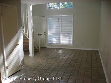 Main picture of 3245 Carlisle St