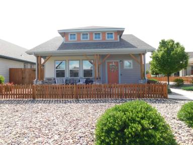Main picture of 2488 Park Vista St