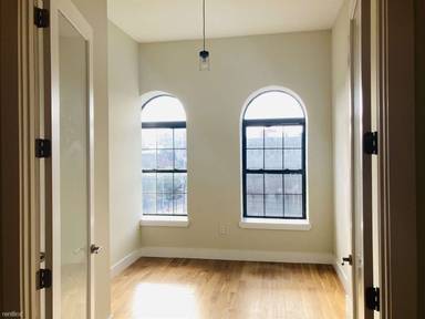 Main picture of 35 Rogers Ave