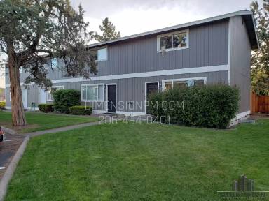 Main picture of 532 SW Rimrock Way