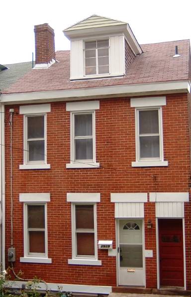 Main picture of 2911 Mary St