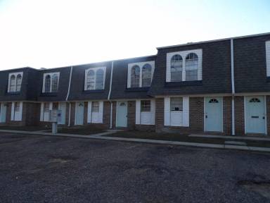 Main picture of 130 Patterson Dr
