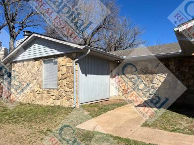 Main picture of 1817 Beaumont Dr