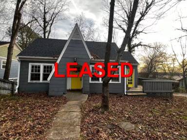 Main picture of 129 W Boles St