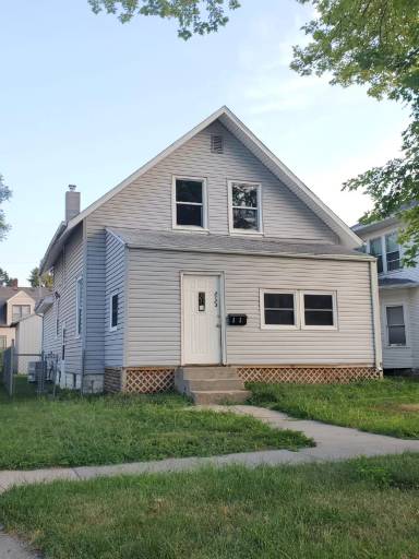 Main picture of 2123 Avenue D