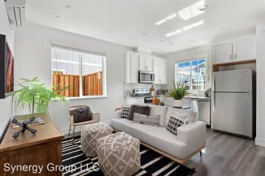 Main picture of 2078 Landen Ln