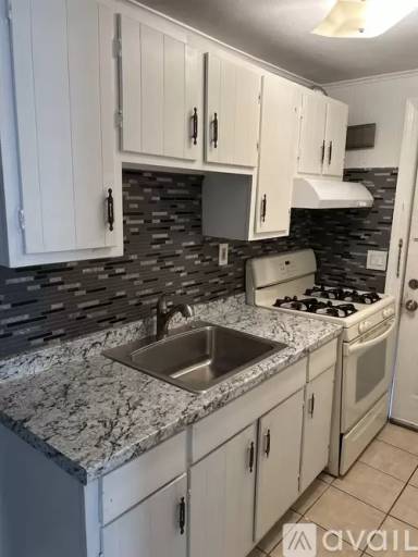 Main picture of 720 Anderson St