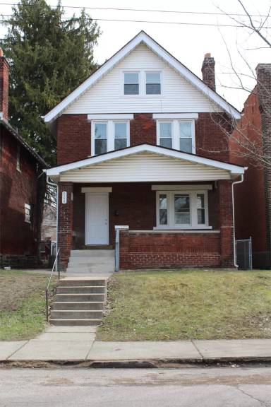 Main picture of 844 S 22nd St