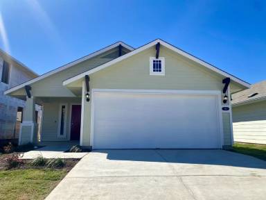 Main picture of 185 Heather Gln Way