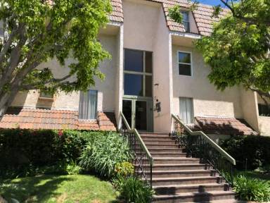 Main picture of 409 Burchett St