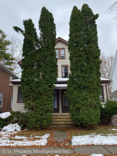 Main picture of 76 Garfield St