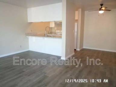 Main picture of 696 I St