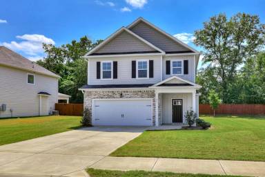 Main picture of 424 Matthew Ln