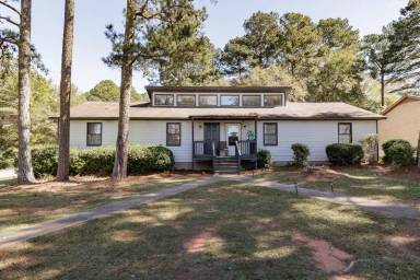 Main picture of 408 Freeman Dr