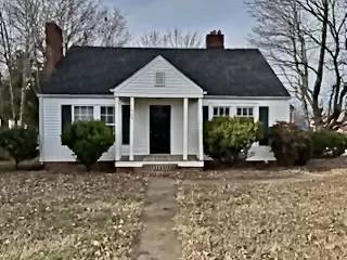 Main picture of 1402 S Main St