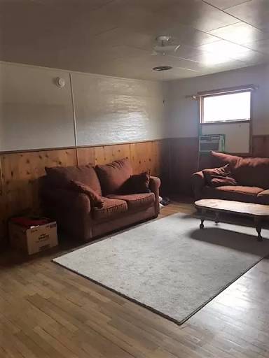 Main picture of 114 6th St