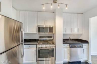 Main picture of 888 8th Avenue Apartments