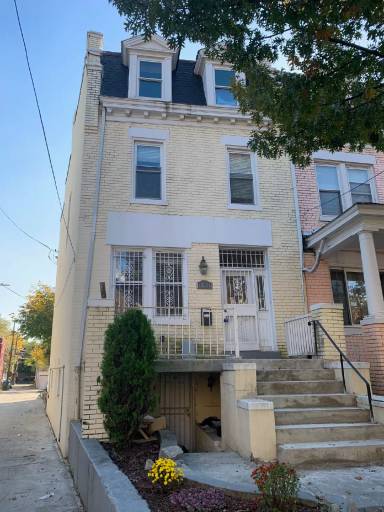 Main picture of 1106 Allison St NW