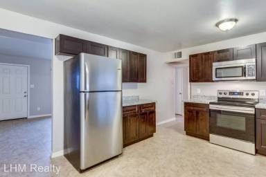 Main picture of 6835 S 5th Ave