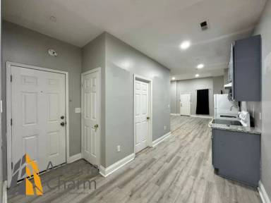 Main picture of 1918 N Charles St