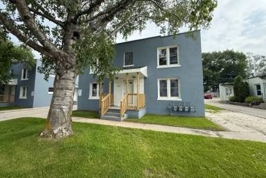 Main picture of 1613 Dewey St
