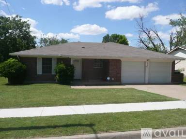 Main picture of 6429 Moonglow Ln