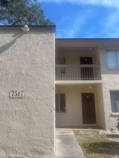 Main picture of 7517 Pitch Pine Cir