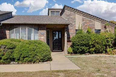 Main picture of 2905 NW Templeton Ter