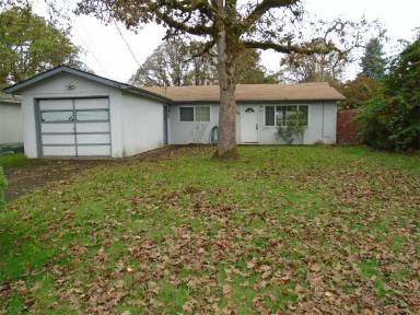 Main picture of 390 Darla Ct