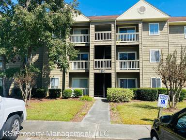 Main picture of 200 Myrtle Greens Dr