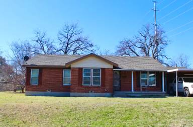 Main picture of 2911 Spruce Park Dr