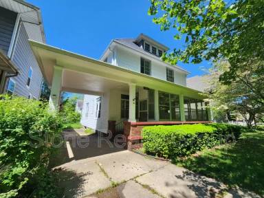 Main picture of 2226 N 10th St