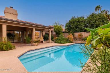 Main picture of 10559 E Mission Ln
