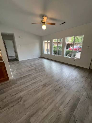 Main picture of 157 Peckerwood Ln